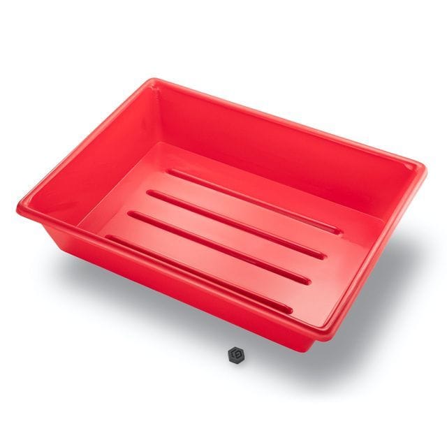 Roter Kunststoffbehälter_Kunststoff lackieren